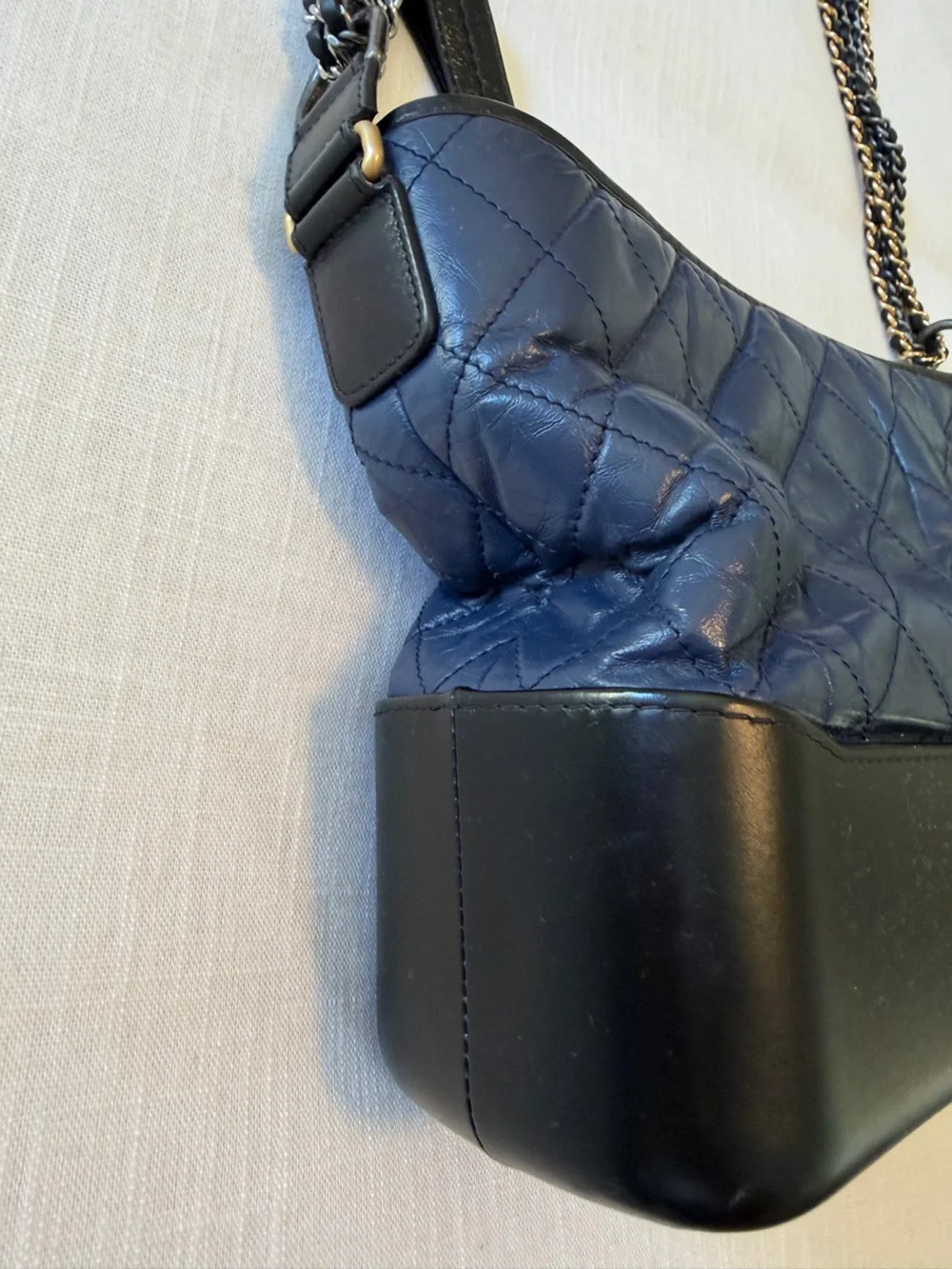 Chanel medium Gabrielle hobo